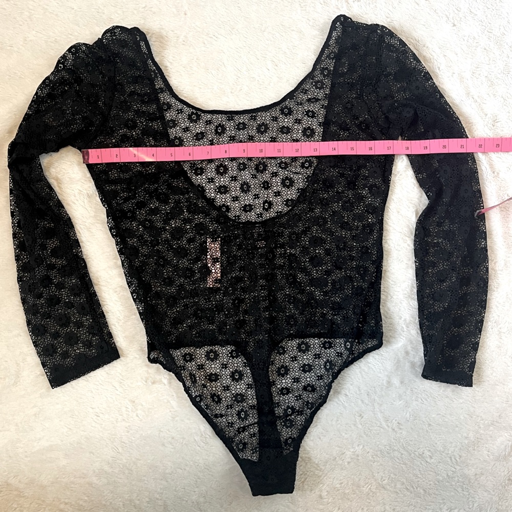 NWT Victoria Secret Black Sheer Floral
Print Thong Bodysuit Sz M/L - Picture 9 of 15